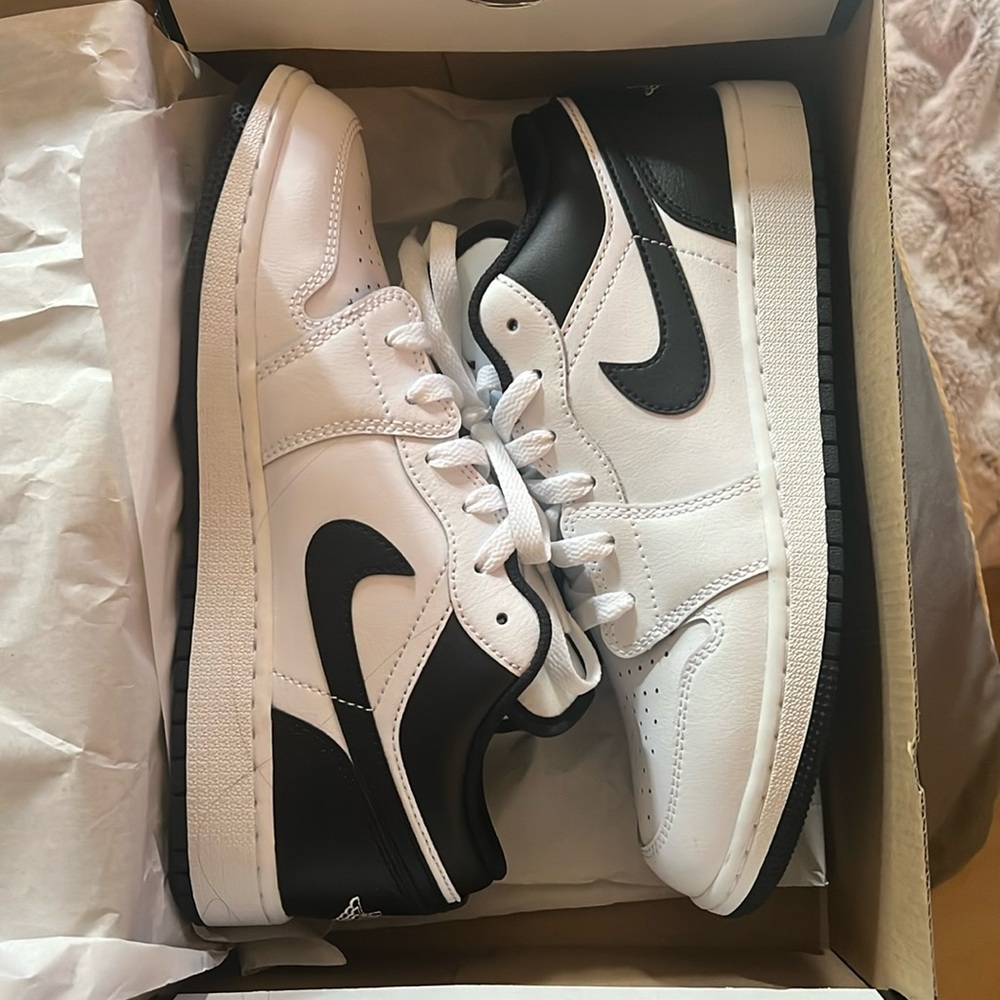 Air jordan 1s